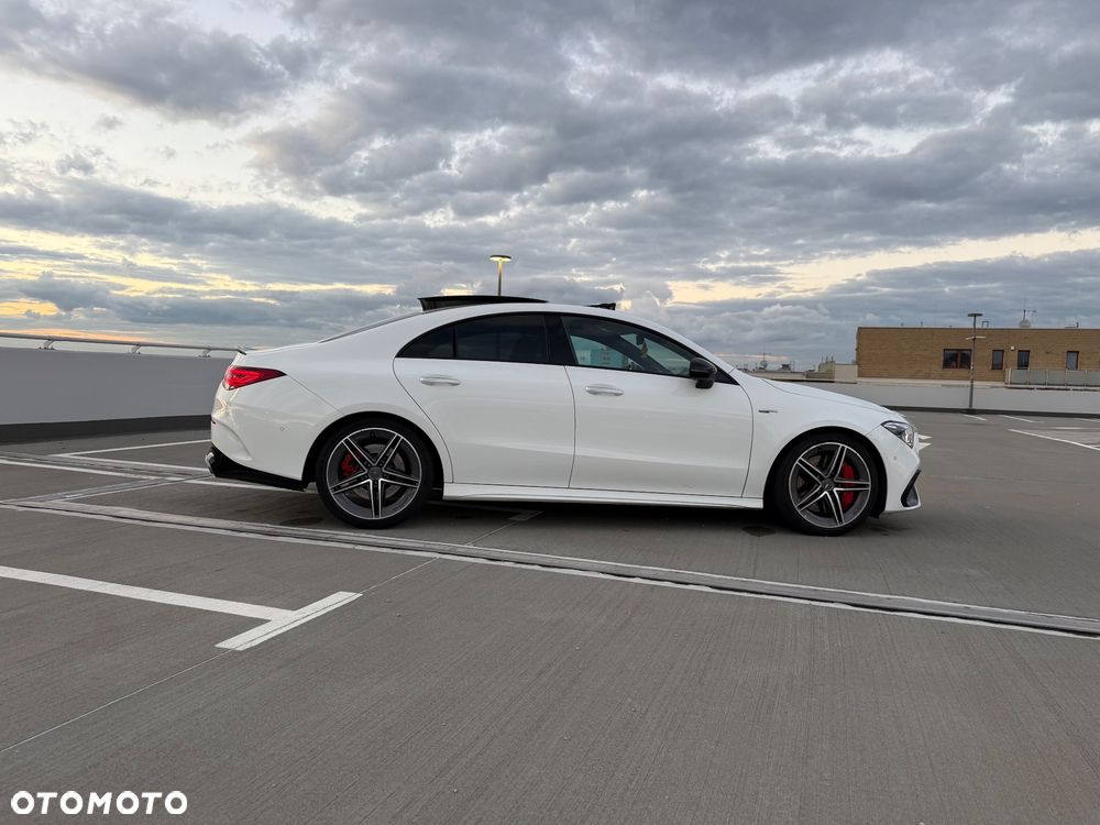Mercedes-Benz CLA AMG 45 S 4-Matic 8G-DCT - 11