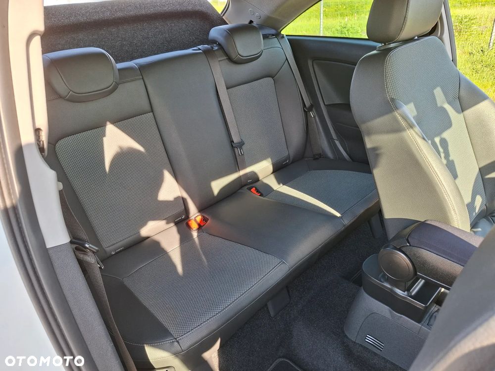 Opel Corsa 1.4 16V Limited Edition - 29
