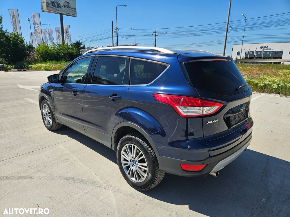 Ford Kuga 2.0 TDCi Powershift 4WD Titanium - 5