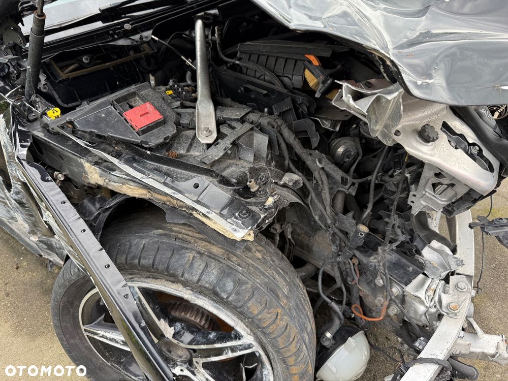 Mercedes-Benz Klasa C 200 - 6