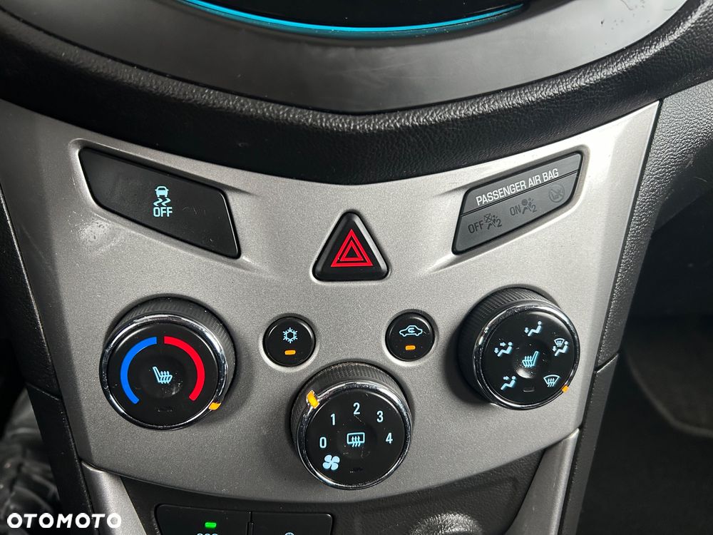 Chevrolet Trax 1.4 T LS - 34