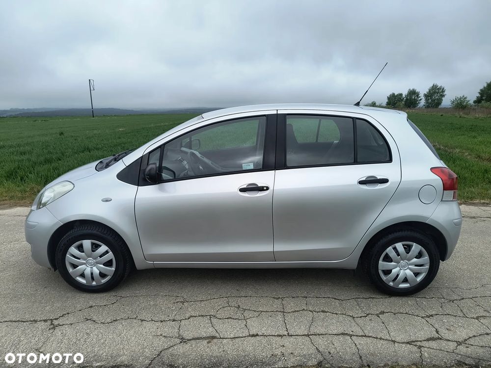 Toyota Yaris 1.0 Entry - 7