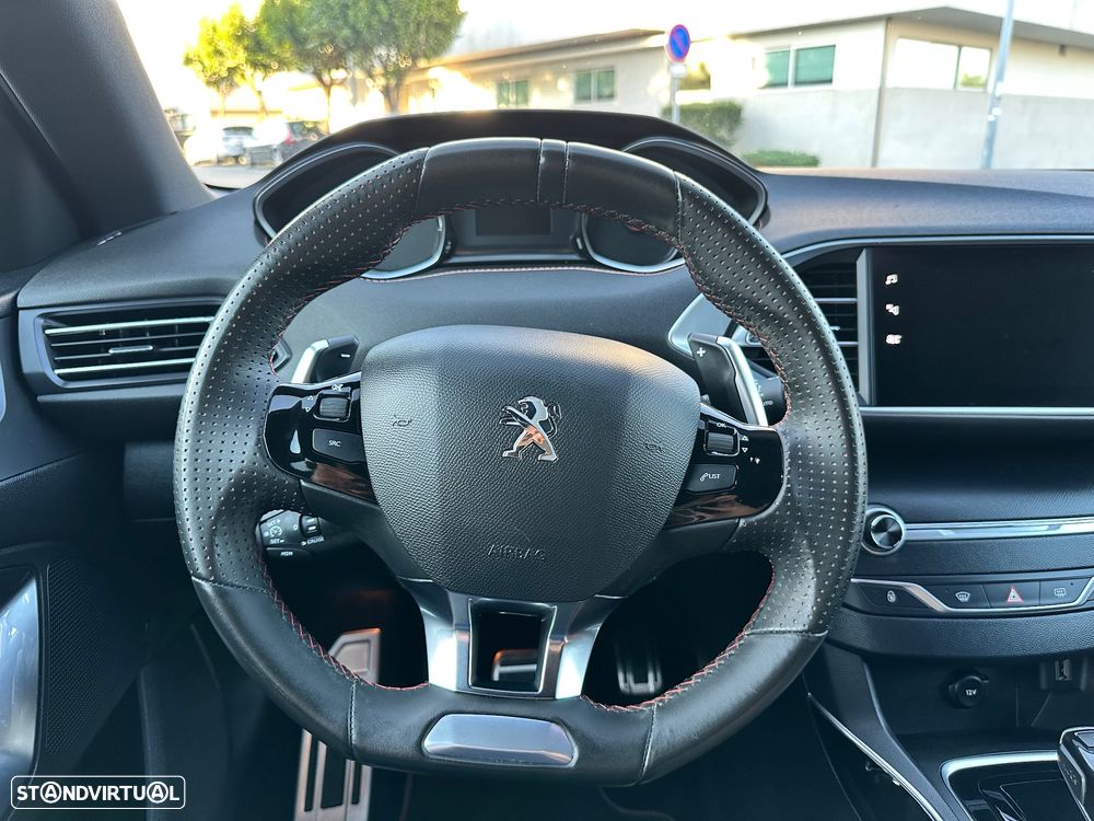 Peugeot 308 1.5 BlueHDi GT Line EAT8 - 33
