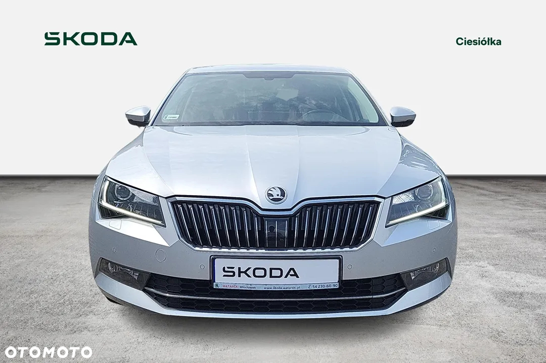 Skoda Superb 2.0 TDI Ambition - 8