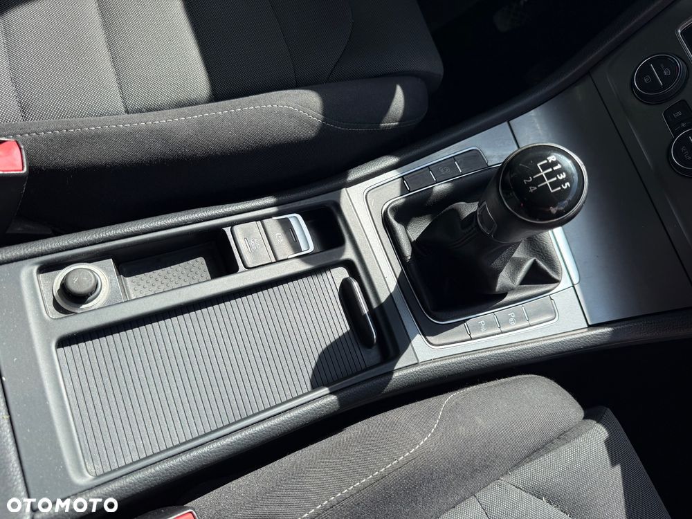 Volkswagen Golf 1.2 TSI BMT Trendline - 8