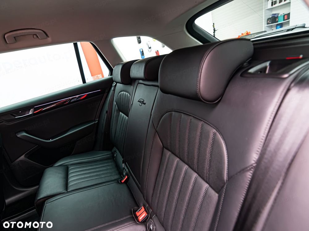 Skoda Superb 2.0 TSI 4x4 L&K DSG - 27
