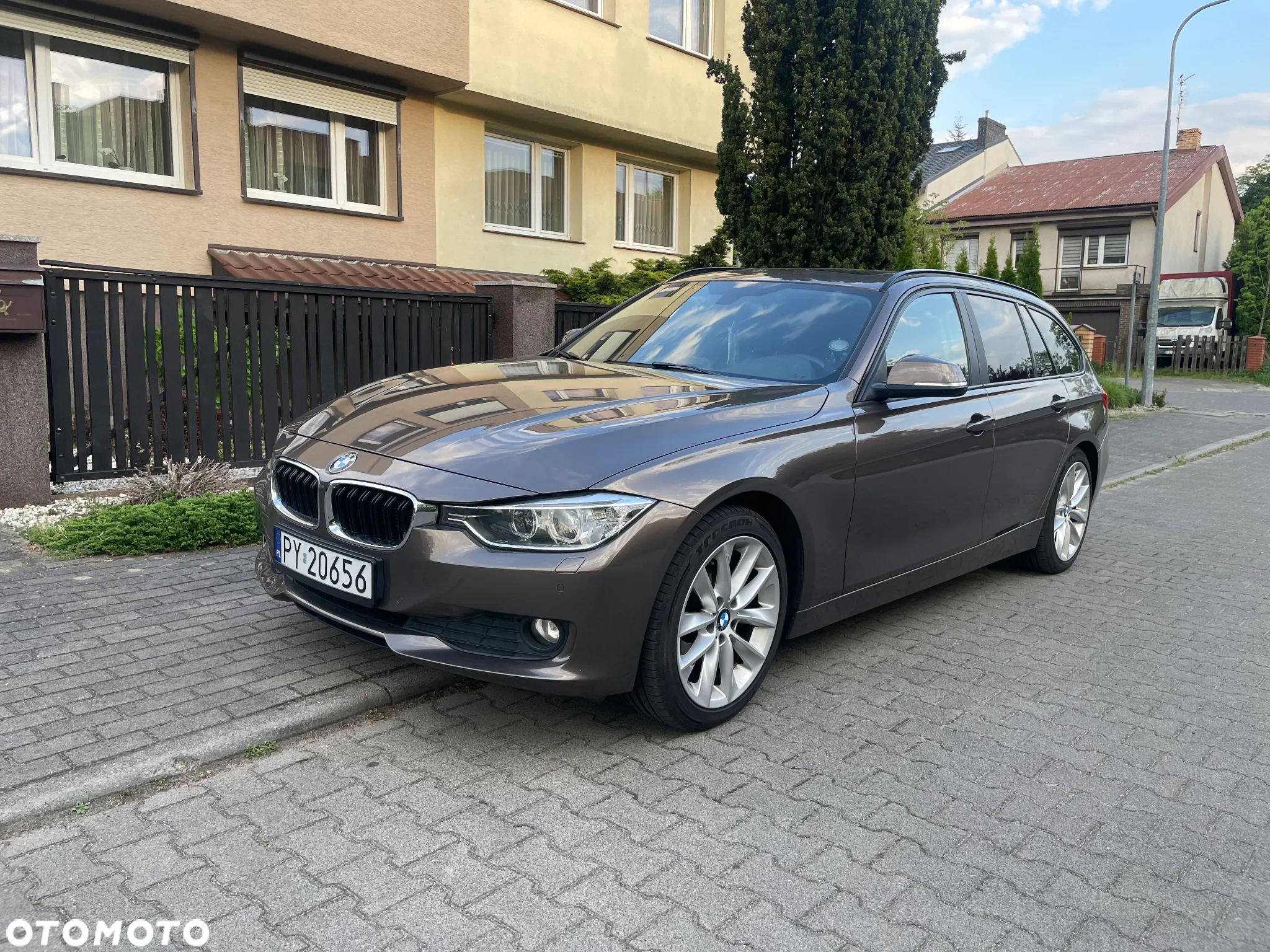 BMW Seria 3 318d - 3