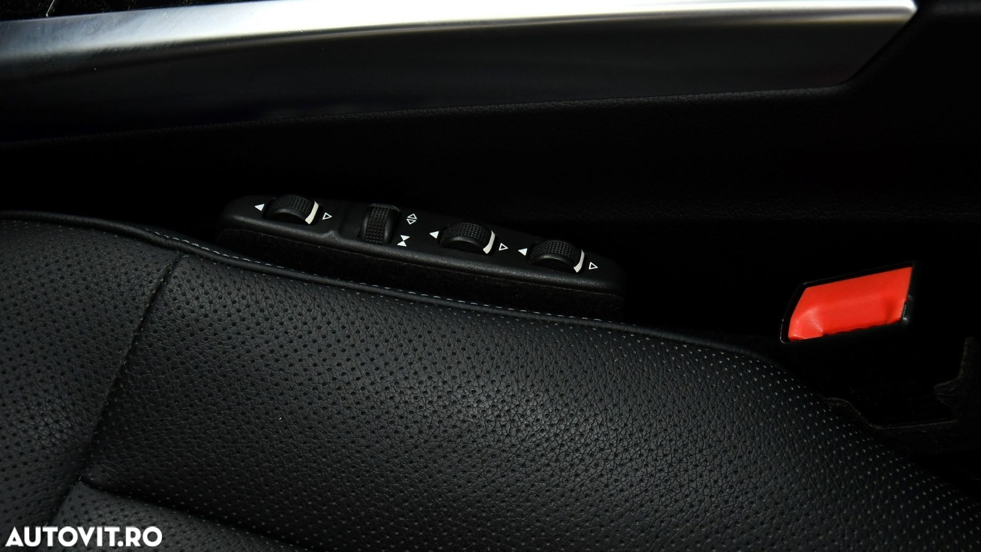 Mercedes-Benz E - 24