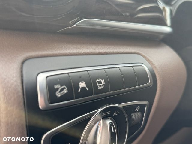 Mercedes-Benz Klasa V 300 d lang 4Matic 9G-TRONIC Avantgarde Edition Edition 19 - 19