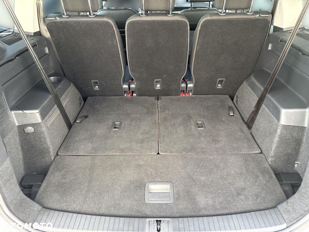 Volkswagen Touran 1.5 TSI EVO Highline DSG - 21