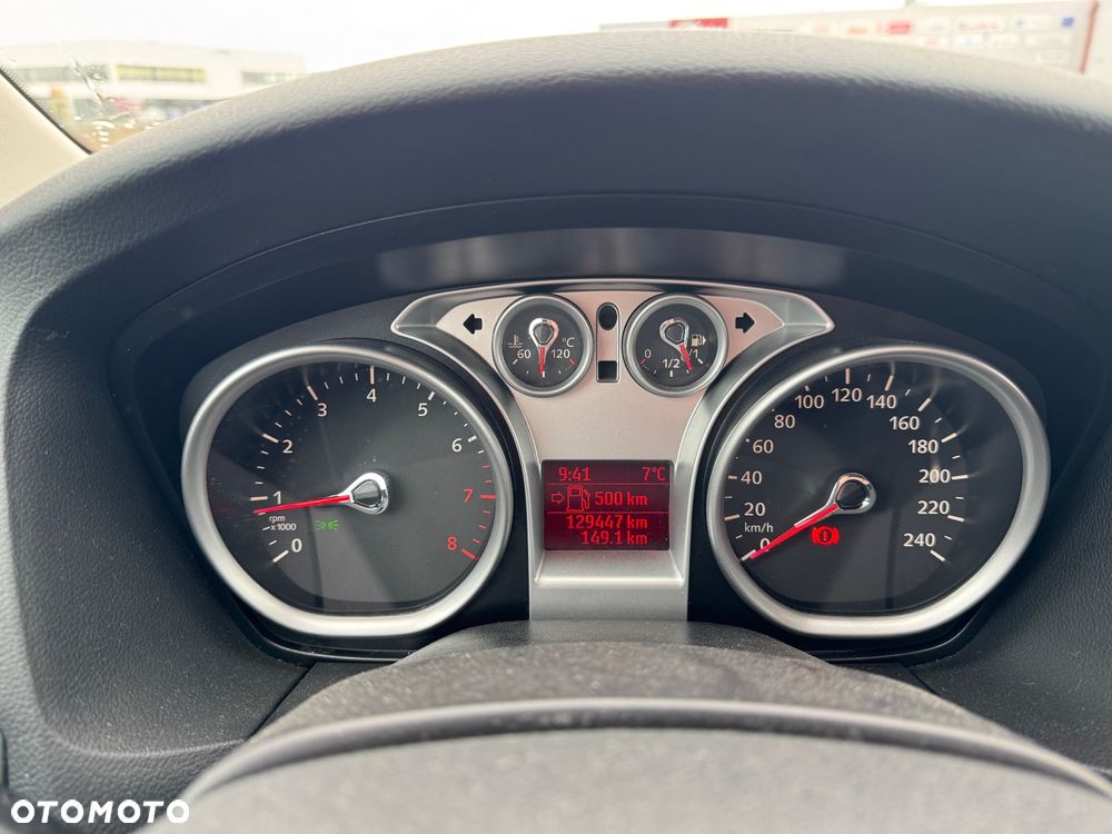 Ford Focus 2.0 Titanium EU5 - 11