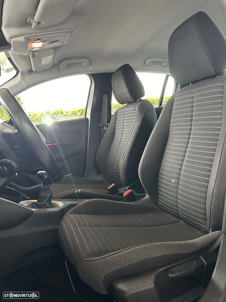 Peugeot 208 1.2 PureTech Active - 26