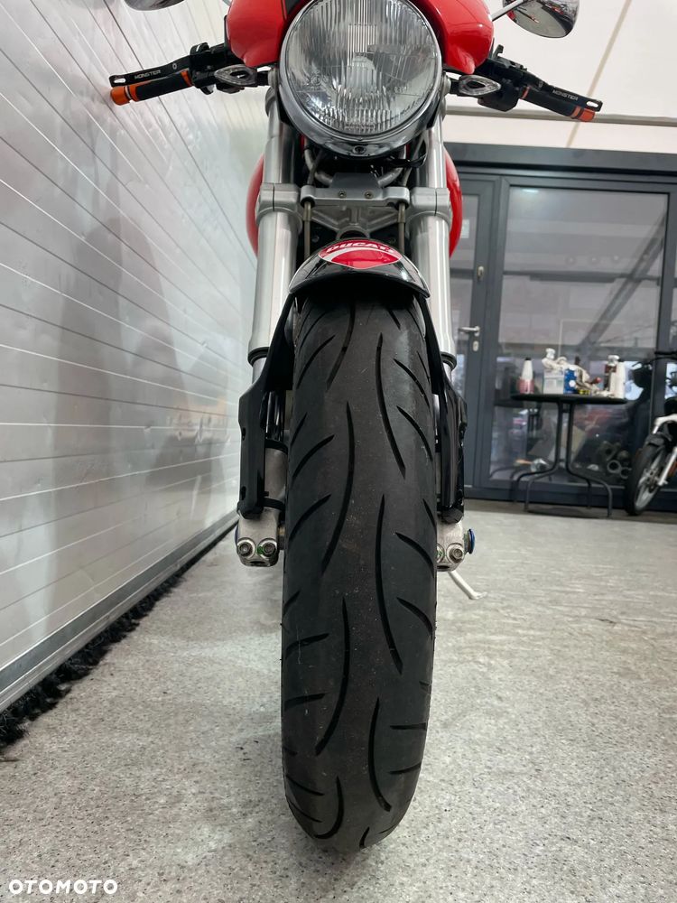 Ducati Monster - 16