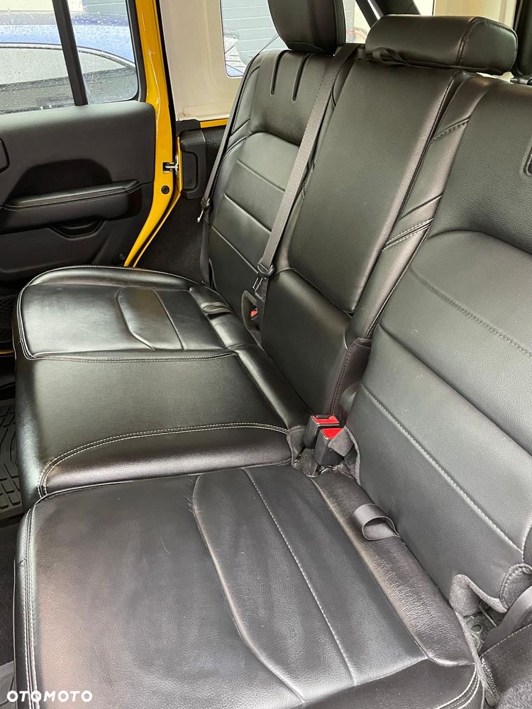 Jeep Wrangler 2.0 4xe Plug-In Hybrid Hardtop Sahara - 13