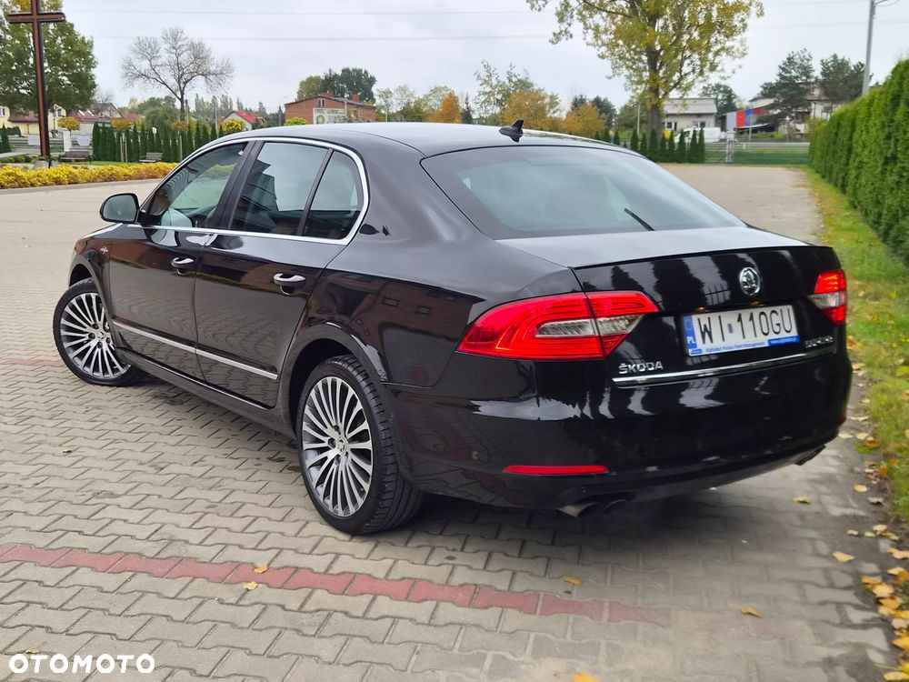 Skoda Superb 3.6 FSI 4x4 L&K DSG - 30