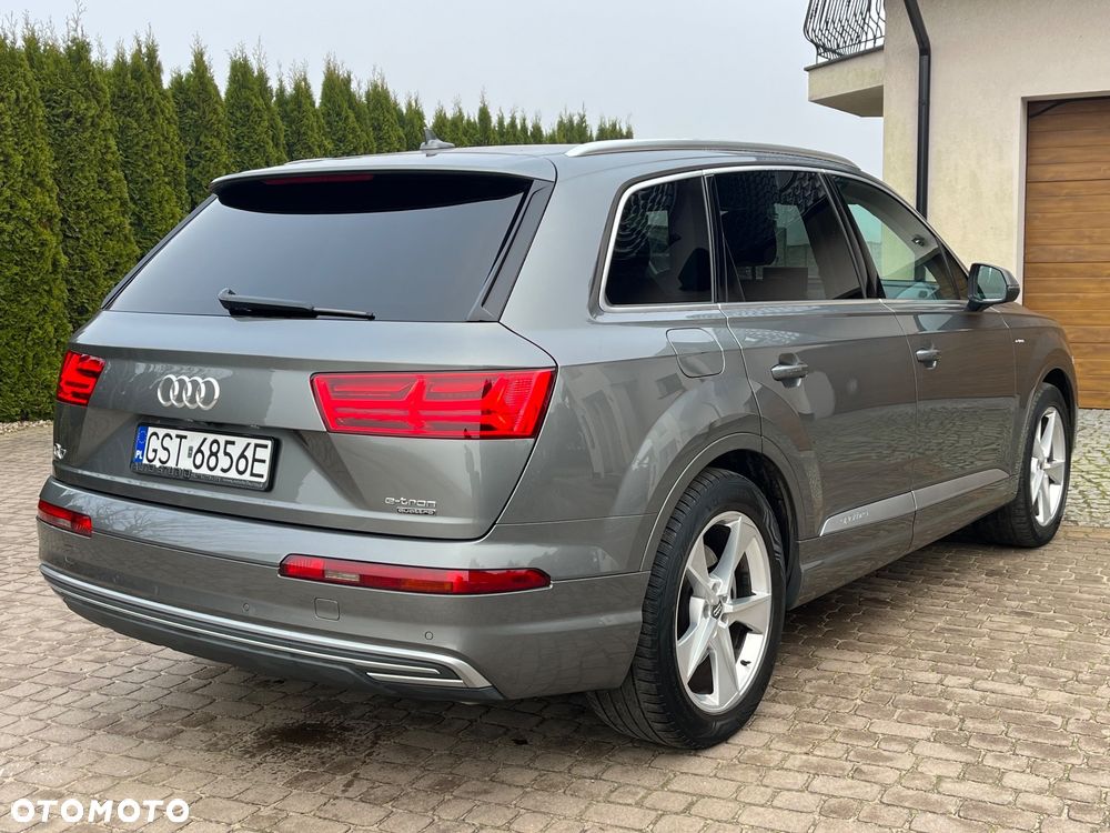 Audi Q7 - 8