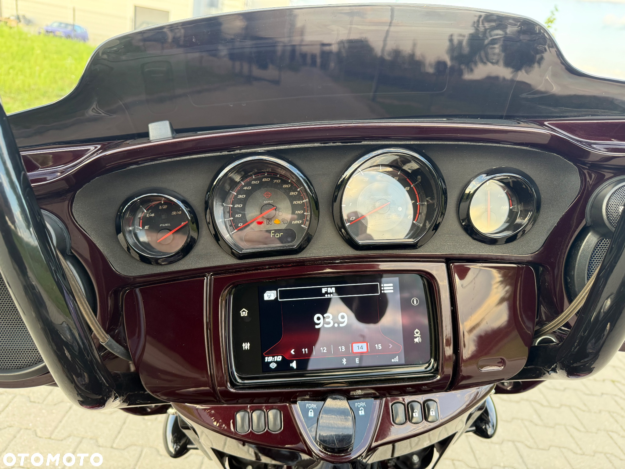 Harley-Davidson CVO Street Glide - 9
