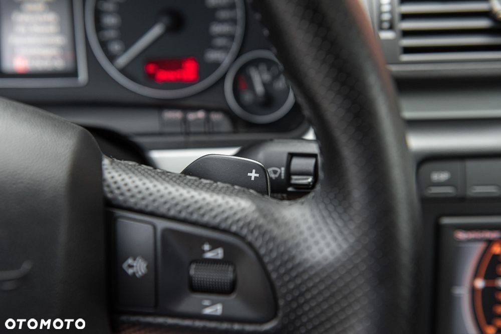 Audi S4 Avant tiptronic - 16