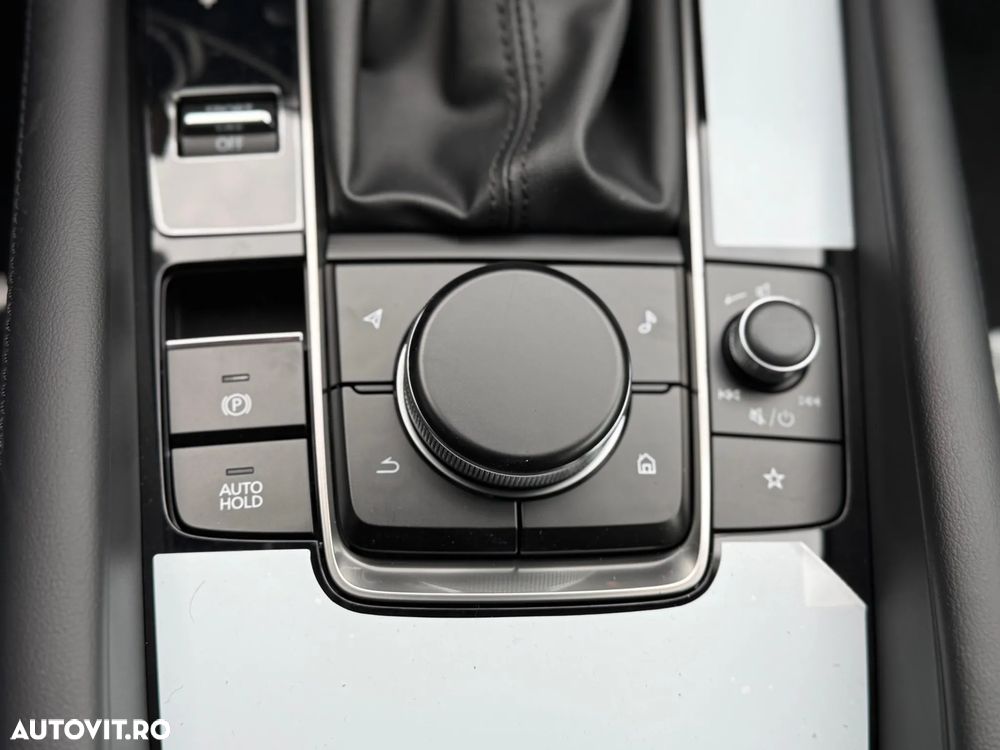 Mazda 3 e-SKYACTIV-G 140 M HYBRID Aut. EXCLUSIVE-LINE - 22