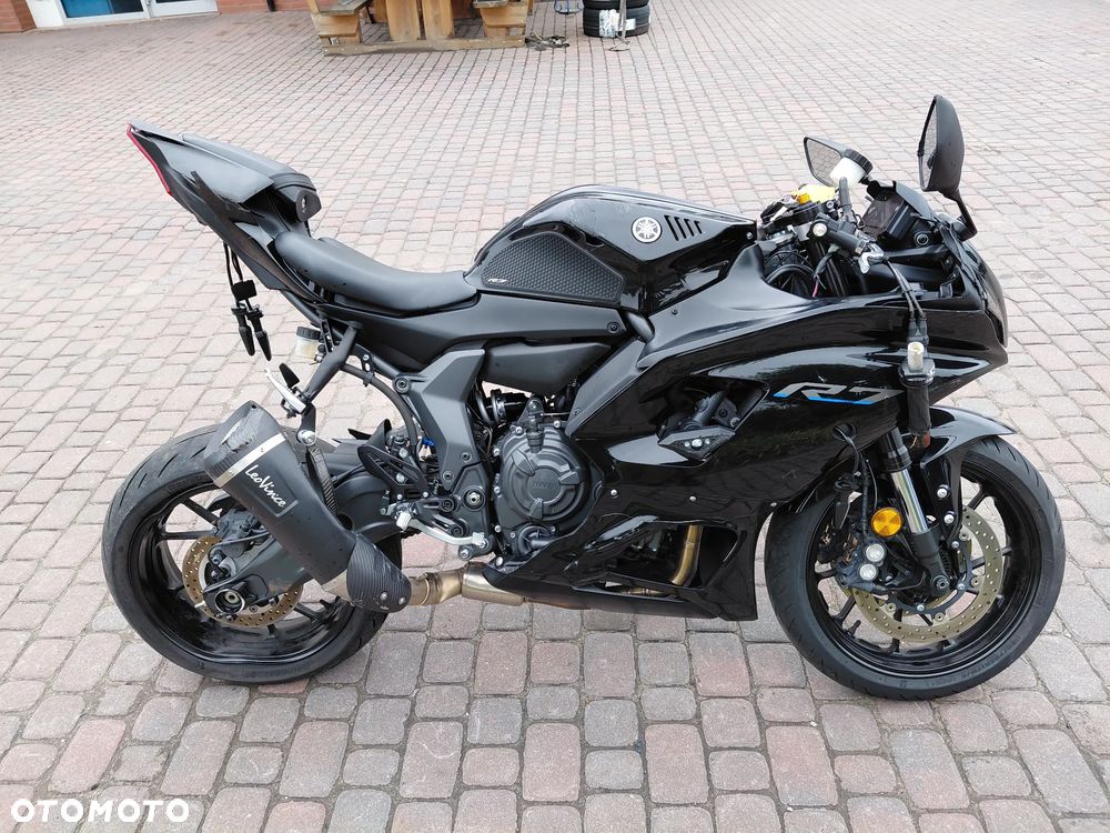 Yamaha R7 - 6