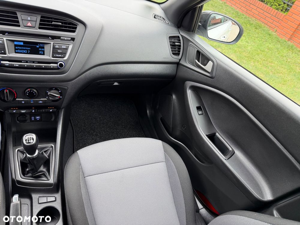 Hyundai i20 1.25 Wersja Jubileuszowa - 27