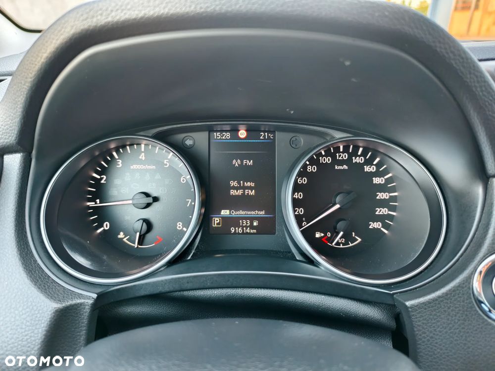 Nissan Qashqai 1.3 DIG-T DCT N-CONNECTA - 26