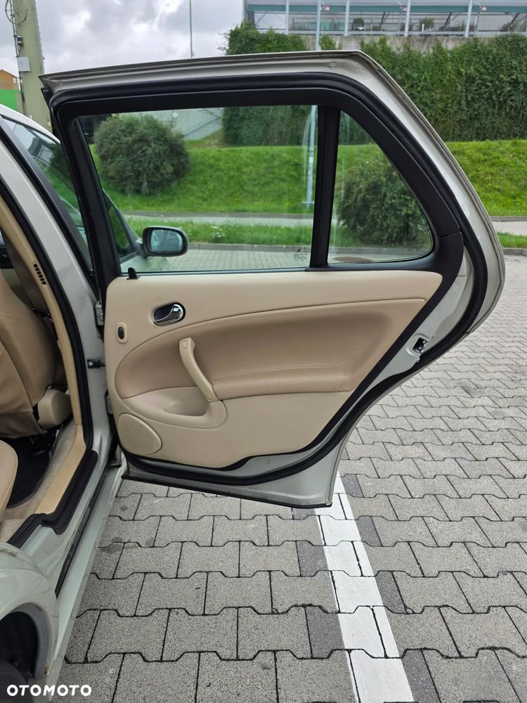 Saab 9-5 2.2 TiD Vector - 10