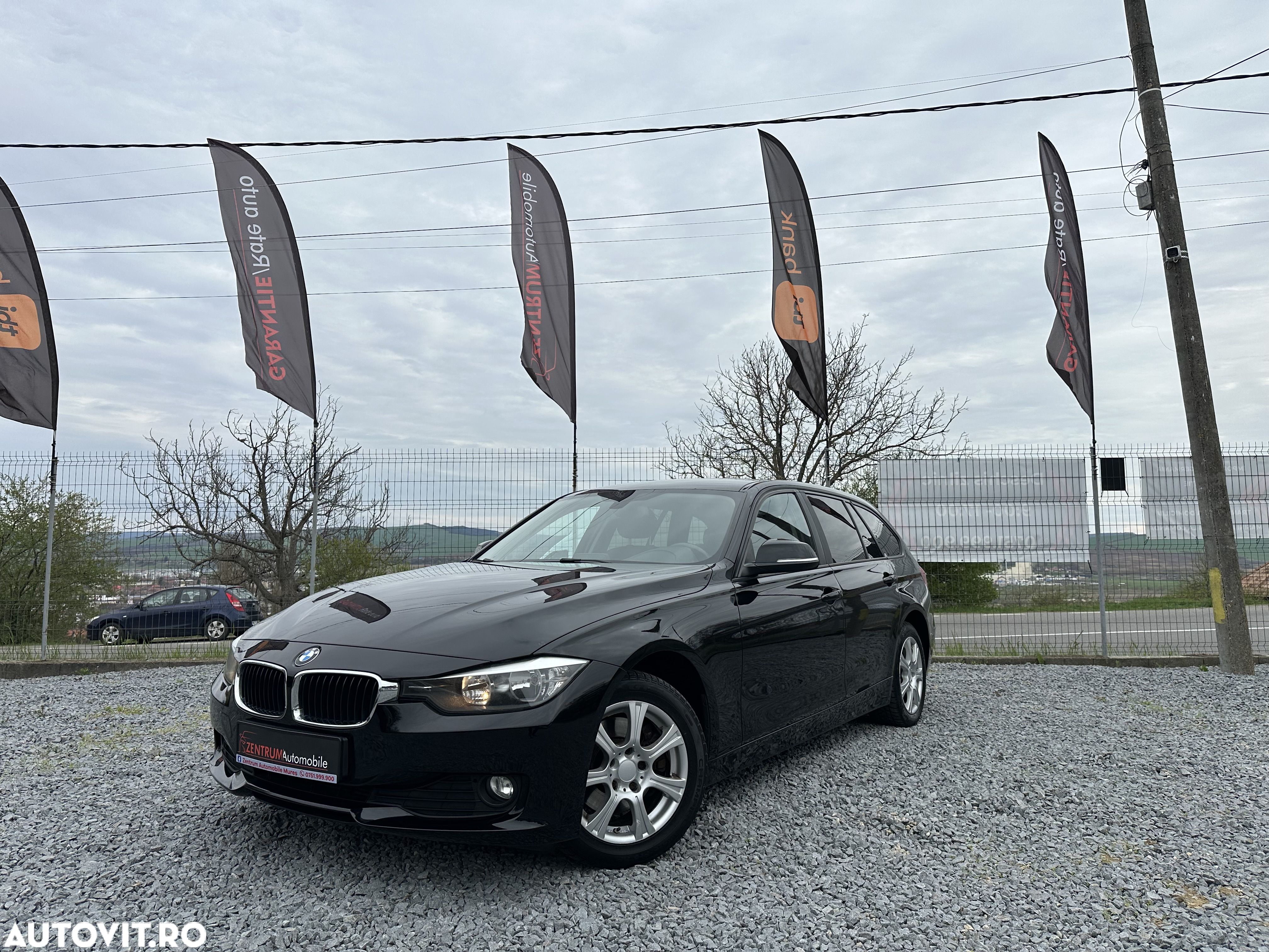 BMW Seria 3 320d DPF Touring Aut. Edition Sport - 1