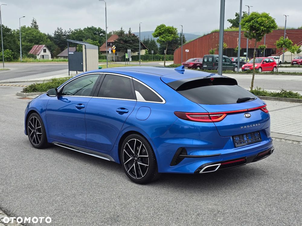 Kia ProCeed 1.6 CRDi GT Line DCT - 3