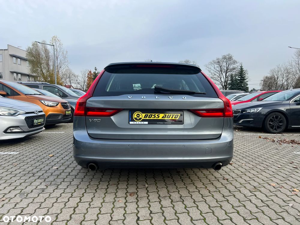 Volvo V90 D4 Momentum - 7