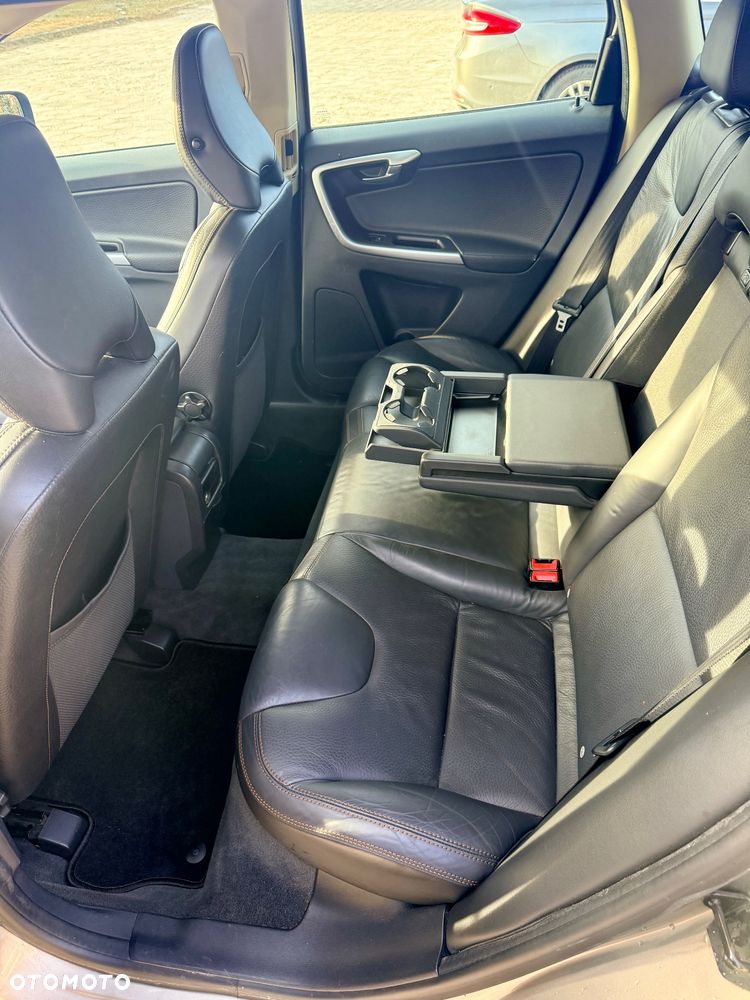 Volvo XC 60 D4 Edition Pro - 13