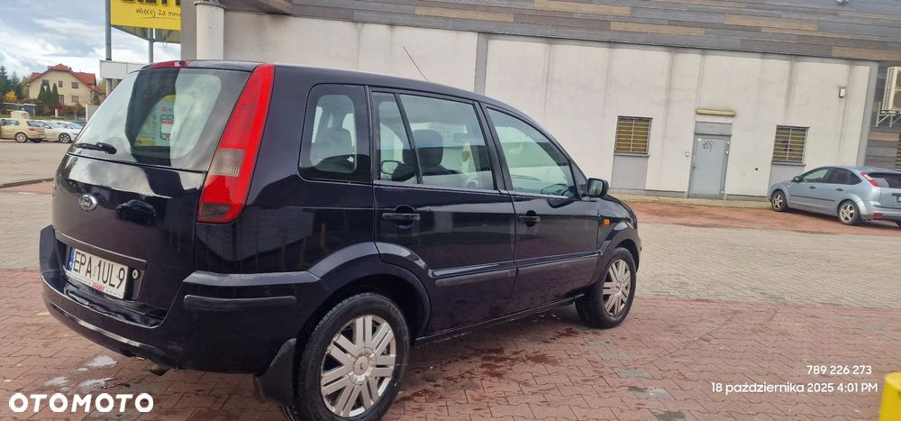 Ford Fusion 1.4 Ambiente - 4