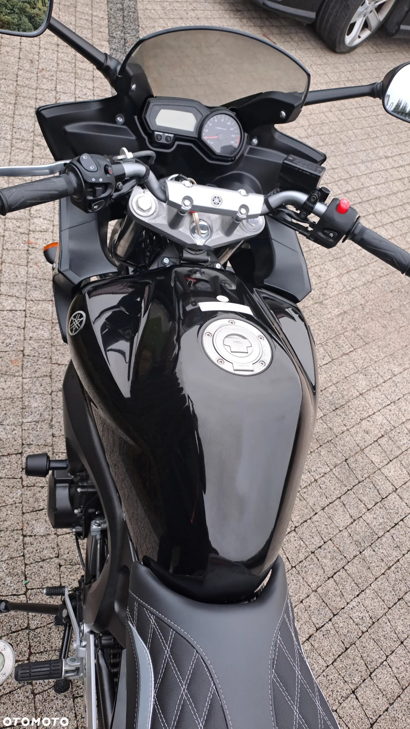 Yamaha FZ - 30
