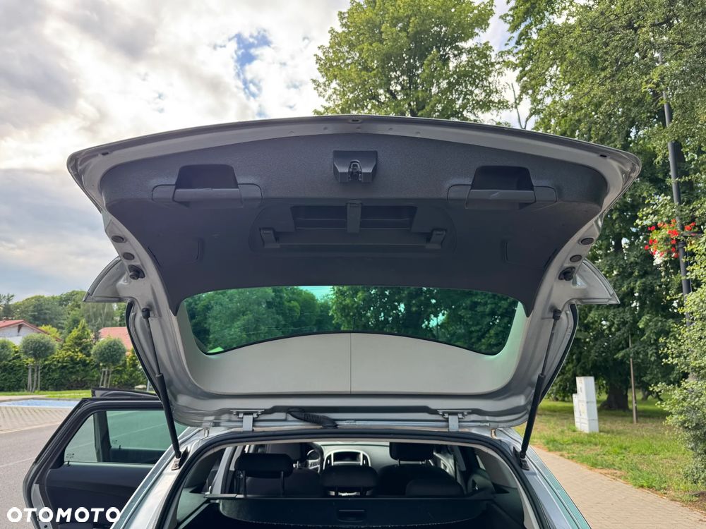 Opel Astra 1.4 Essentia - 14