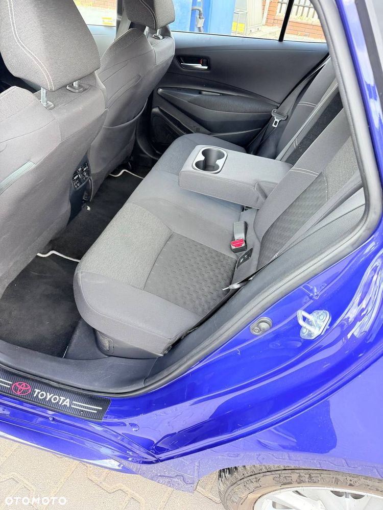 Toyota Corolla - 18