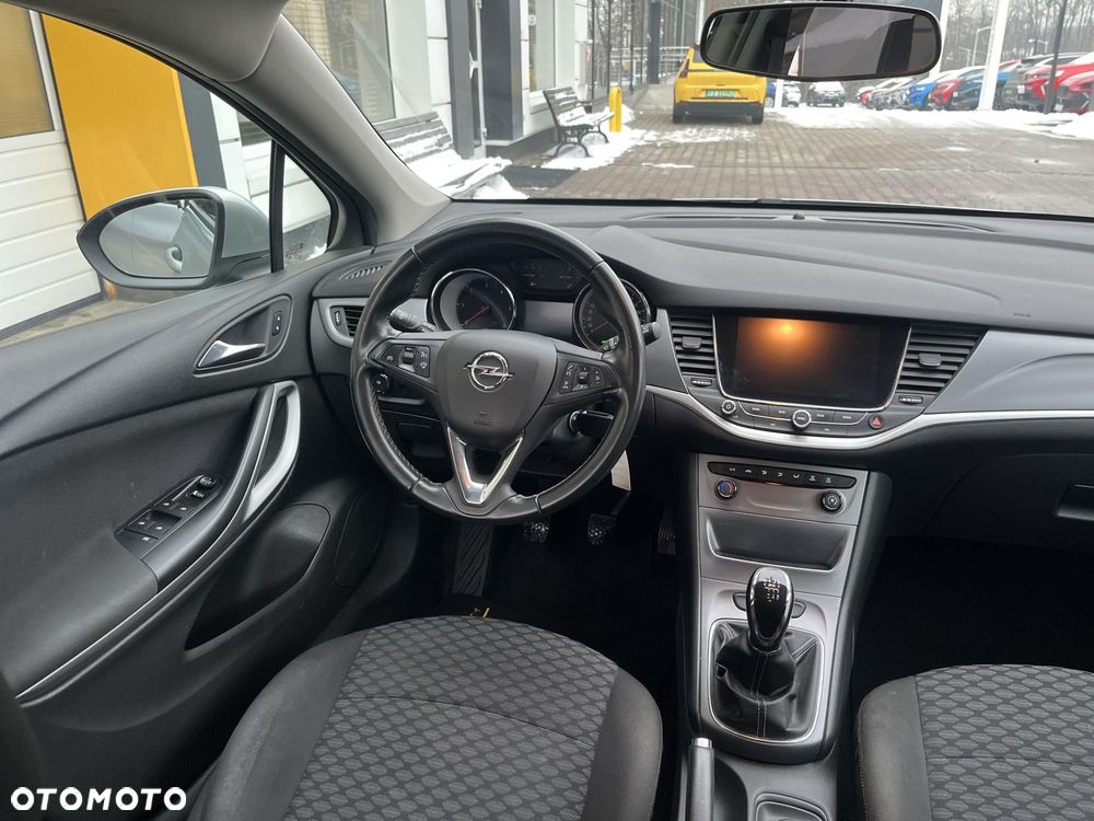 Opel Astra 1.6 CDTI Enjoy - 13