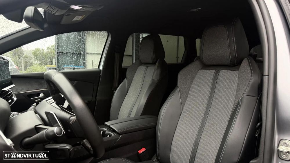 Peugeot 5008 1.2 Hybrid Allure Pack e-DCS6 - 12