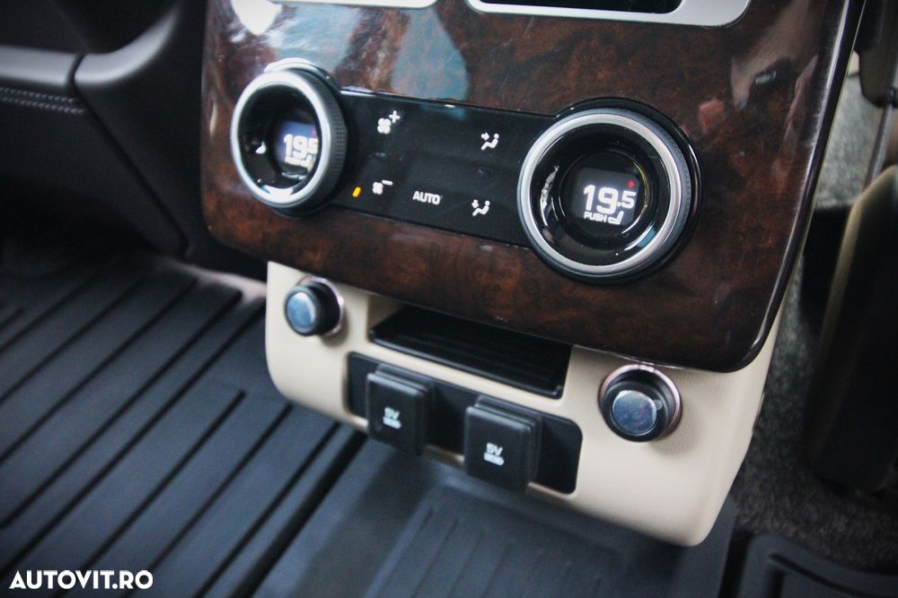 Land Rover Range Rover - 16