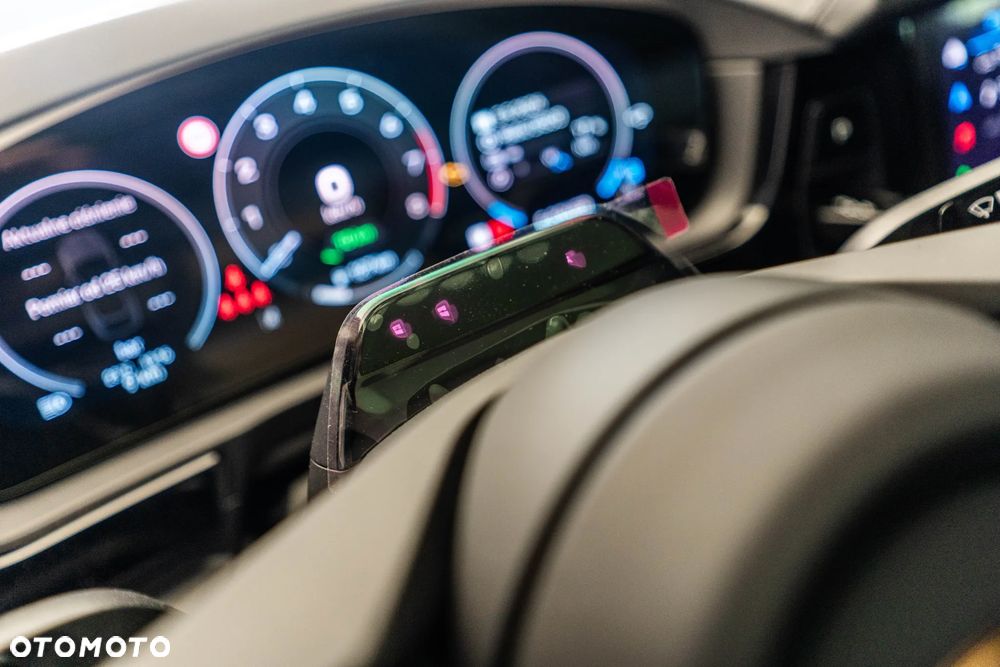 Porsche Cayenne E-Hybrid PHEV Black Edition - 24