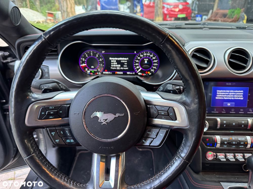 Ford Mustang 5.0 V8 GT - 6