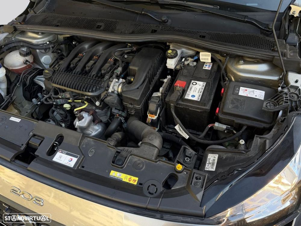 Peugeot 208 1.2 PureTech Active Pack - 39