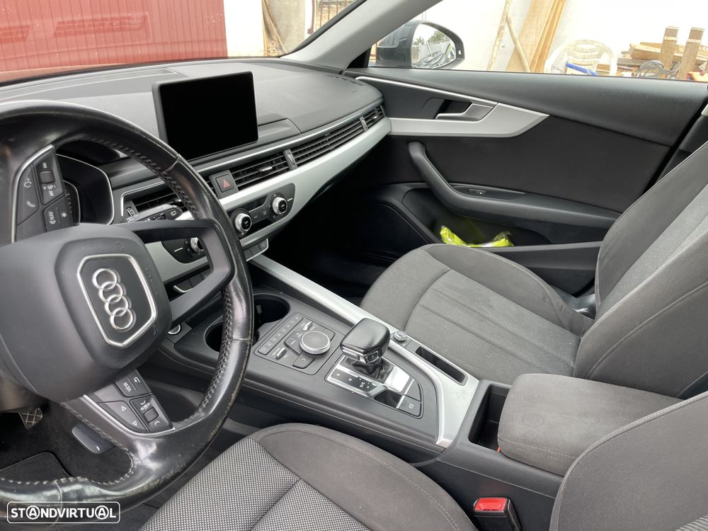 Audi A4 Avant 2.0 TDI S-line S tronic - 14