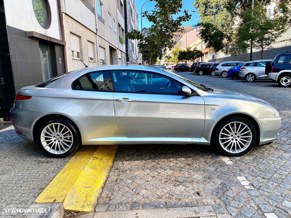 Alfa Romeo GT 1.9 JTD M-JET - 5