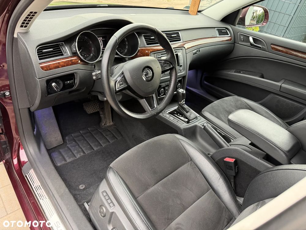 Skoda Superb 1.8 TSI Elegance DSG - 16