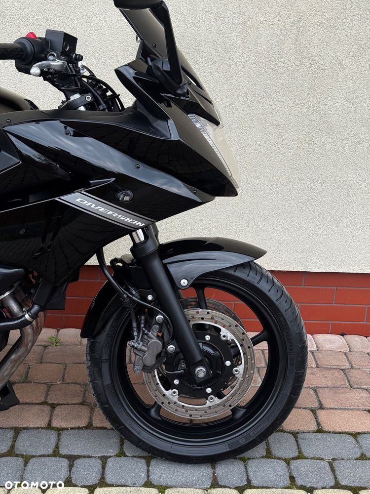 Yamaha XJ - 16