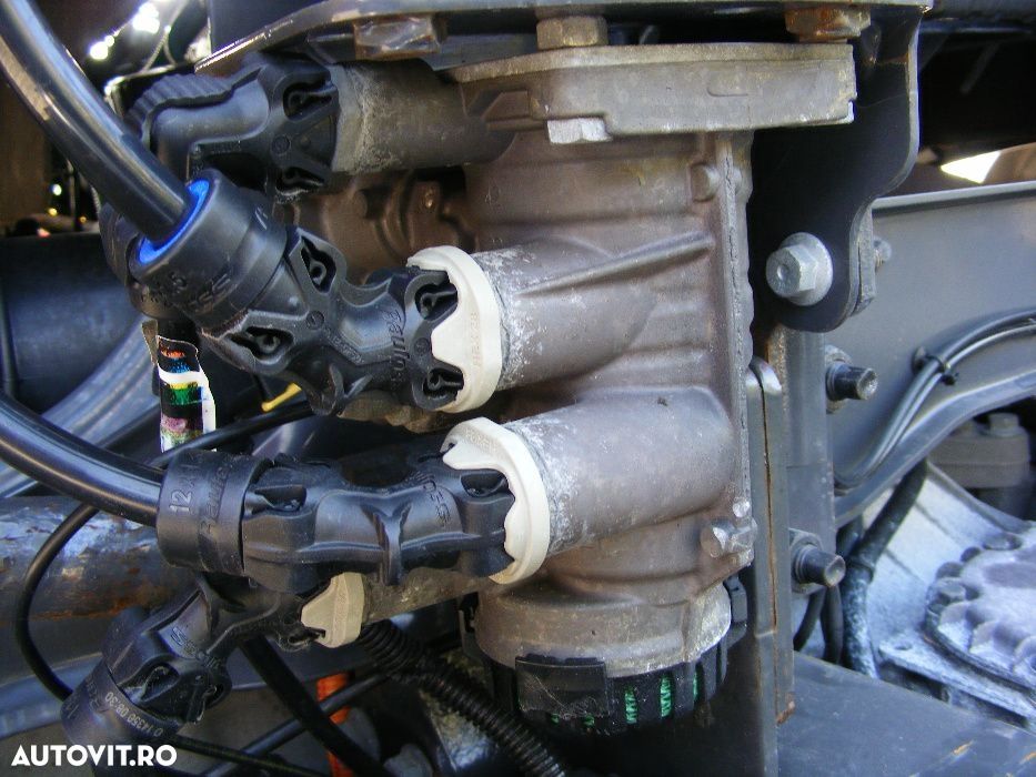 Supapa comanda vagon Volvo E6 dezmembrari Volvo E6 - 2