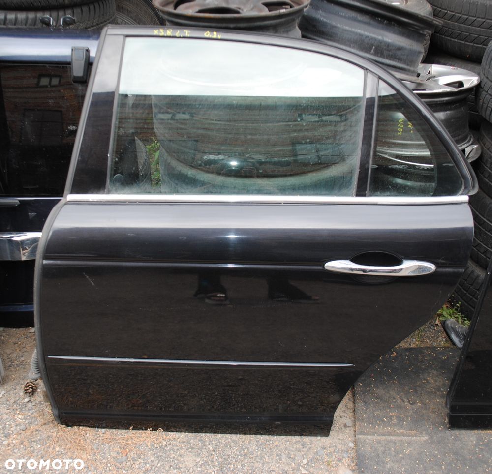 Drzwi lewy tył Jaguar XJ8