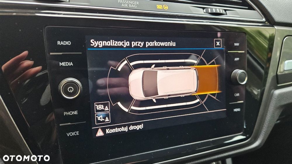 Volkswagen Touran 2.0 TDI SCR DSG IQ.DRIVE - 35