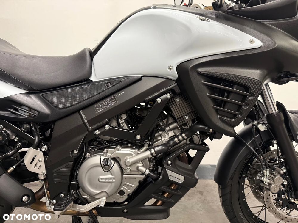 Suzuki V-STROM - 17
