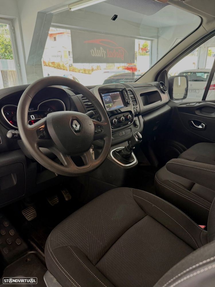 Renault Trafic - 13